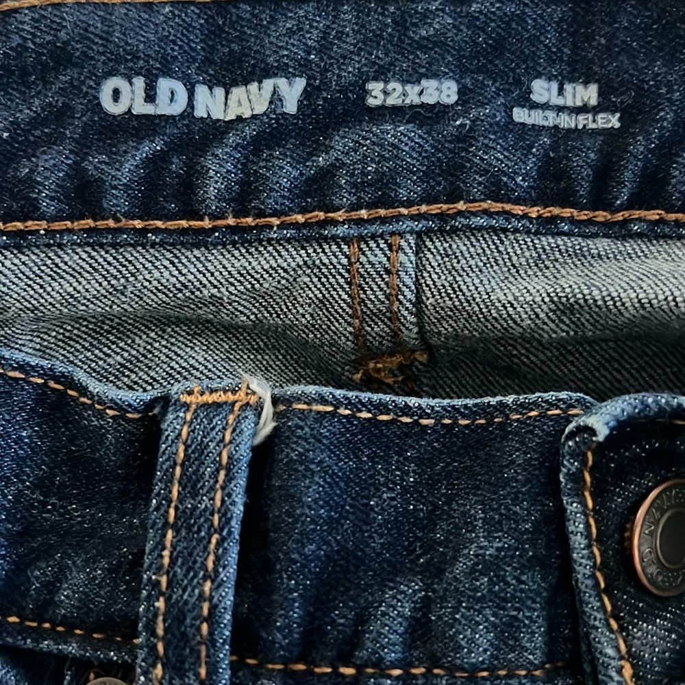 32x38 great looking with some stretch perfect blue jean color. Barely worn